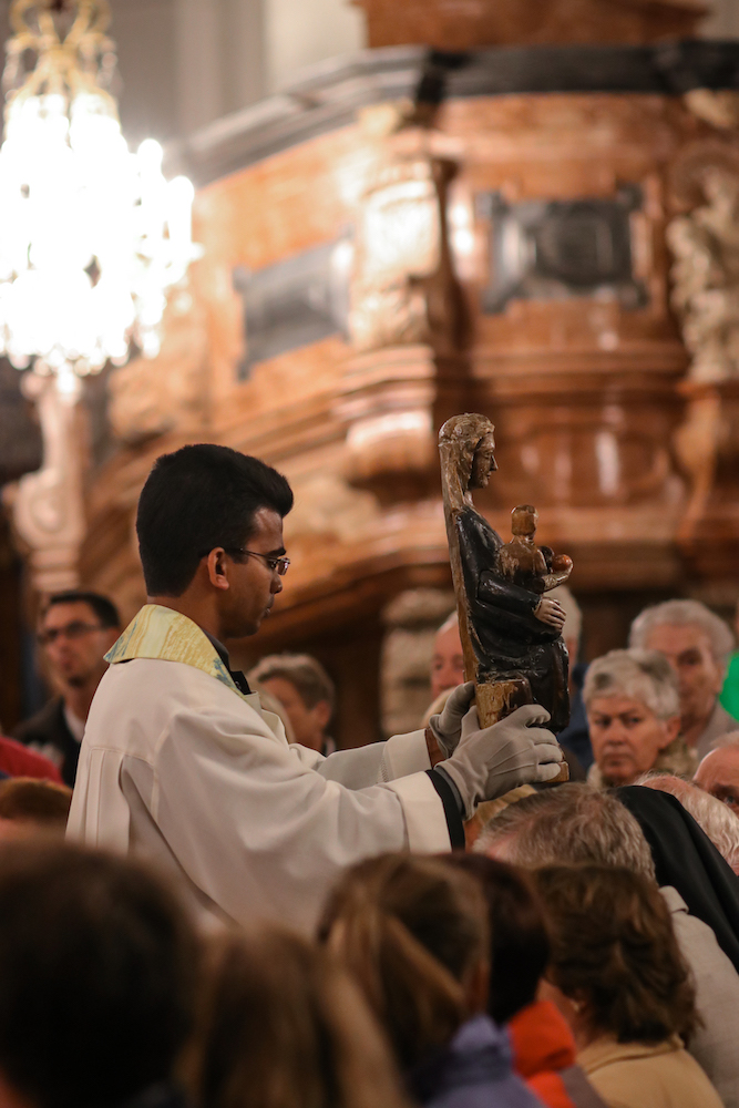 Die Große Lichterprozession durch Mariazell mit anschließender Segnung durch die Gnadenstatue