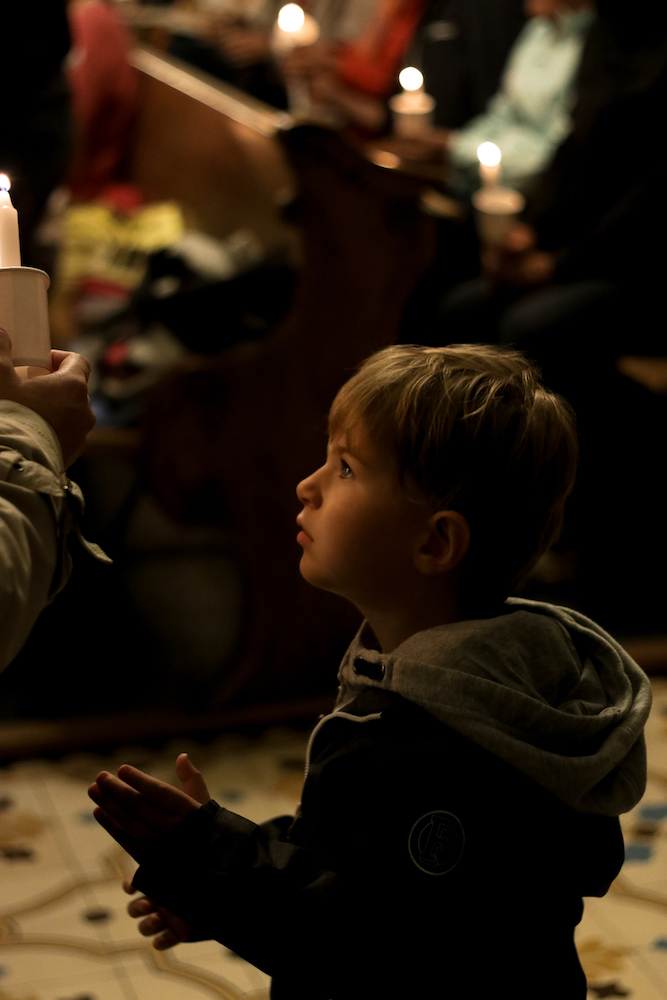 Die Große Lichterprozession durch Mariazell mit anschließender Segnung durch die Gnadenstatue