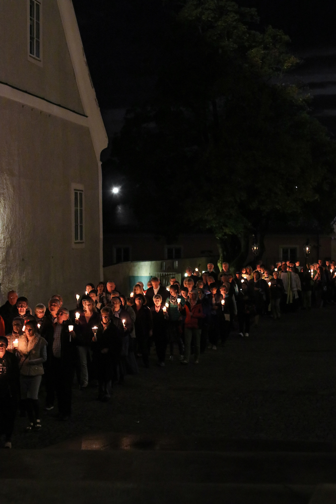Die Große Lichterprozession durch Mariazell mit anschließender Segnung durch die Gnadenstatue